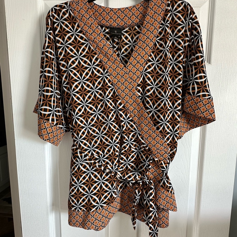 Worthington Diamond Pattern Blouse in Brown and Black